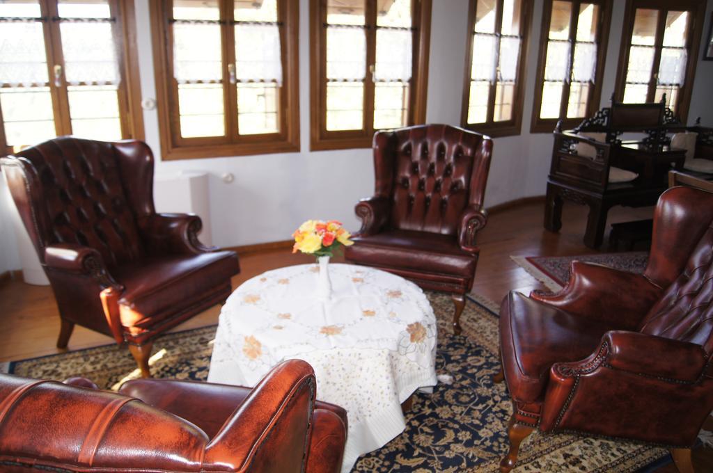 Bed and Breakfast Ta Xelidonakia Pinakatai Экстерьер фото