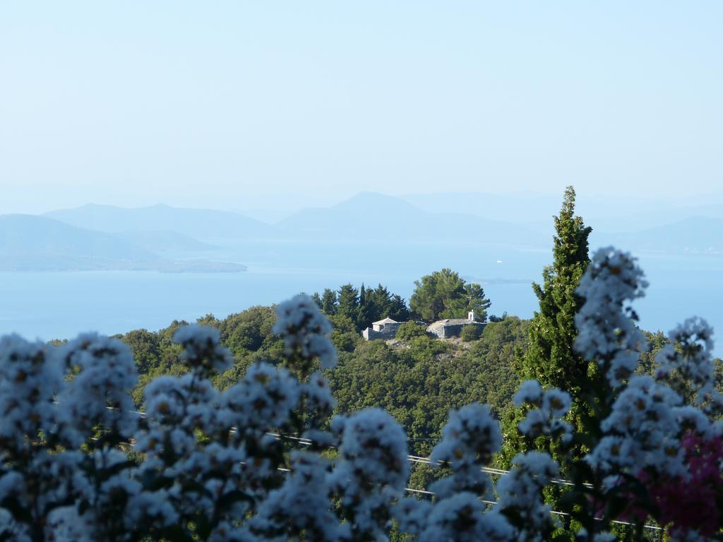 Bed and Breakfast Ta Xelidonakia Pinakatai Экстерьер фото